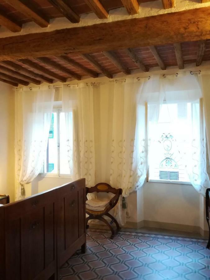 Appartement La Casa Di Luigi à Montevarchi Extérieur photo